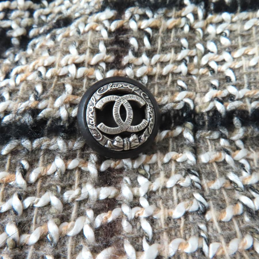 極美品★CHANEL シャネル 05A P26855 ココマークボタン付 チェック柄 ツイード ダブルブレストジャケット マルチ 34 ハンガー付 正規品の画像