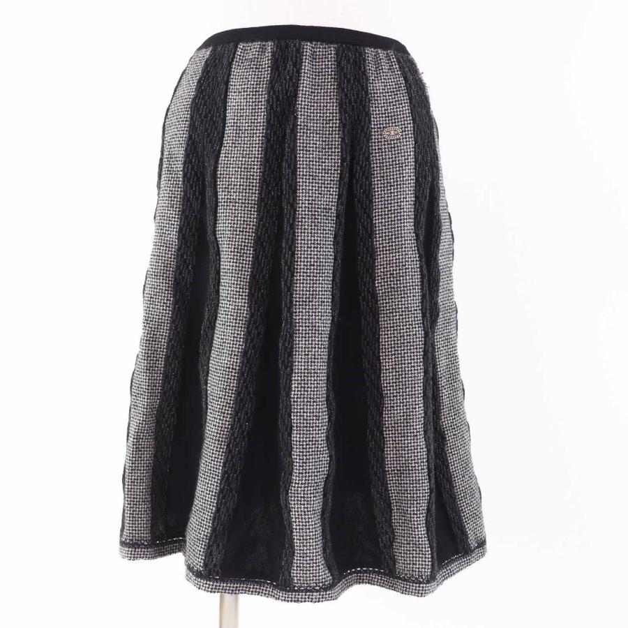 美品✨シャネルココマークロゴ P26661 ヘリンボーン ニットフレアスカート CHANEL（シャネル） 極美品 ヴィンテージ 05A P26661 ココマーク