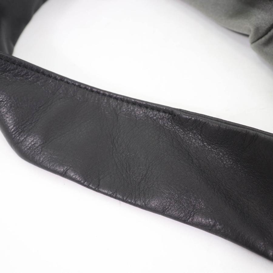 極美品☆kawa-kawa カワカワ wetワンショルダーバッグ ear PAPILLONNER