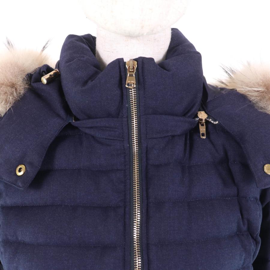 美品★TATRAS タトラス 20AW LTA20A4581 Rライン CIMA チマ シルク混 ラクーンファー・フード・ロゴワッペン付 ZIP UP ダウンコート 紺 1の画像