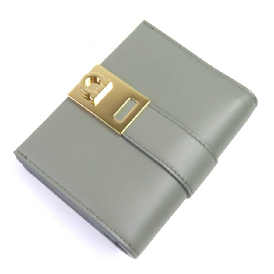 極美品◇FERRAGAMO フェラガモ 0775288 レザー ガンチーニ金具付き
