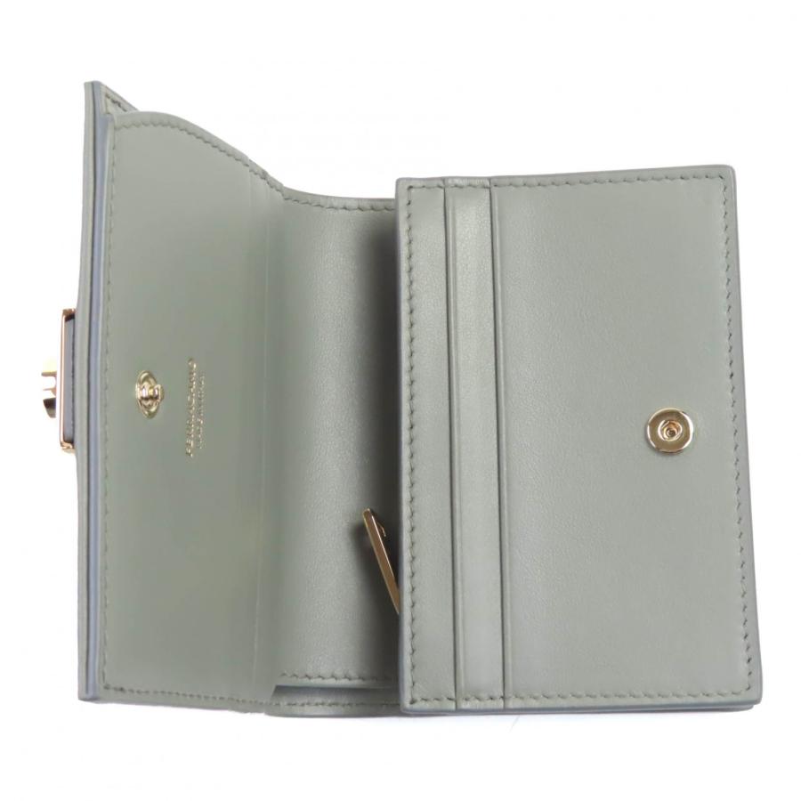 極美品◇FERRAGAMO フェラガモ 0775288 レザー ガンチーニ金具付き