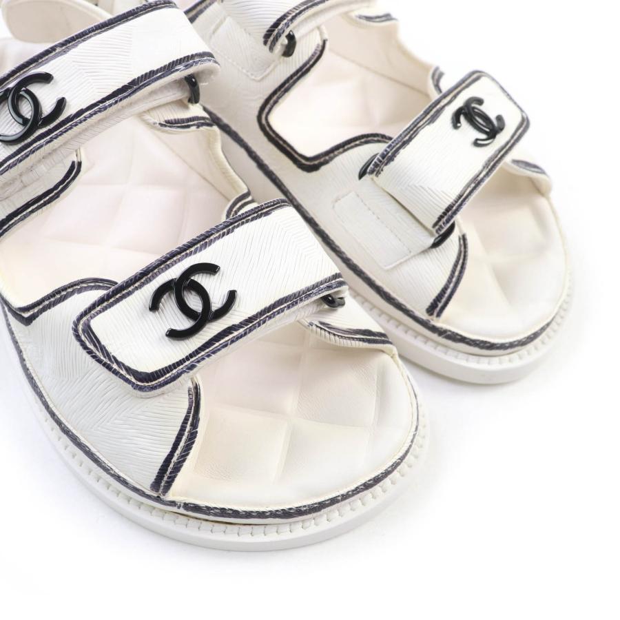 CHANEL（シャネル） 極美品☆CHANEL 22C G35927 ココマークプレート付