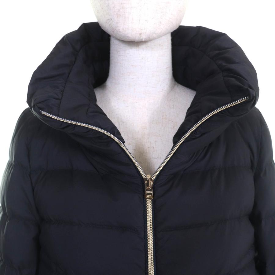 HERNO（ヘルノ） 美品△Herno 2020年製 PI1214D ロゴプレート スタンド