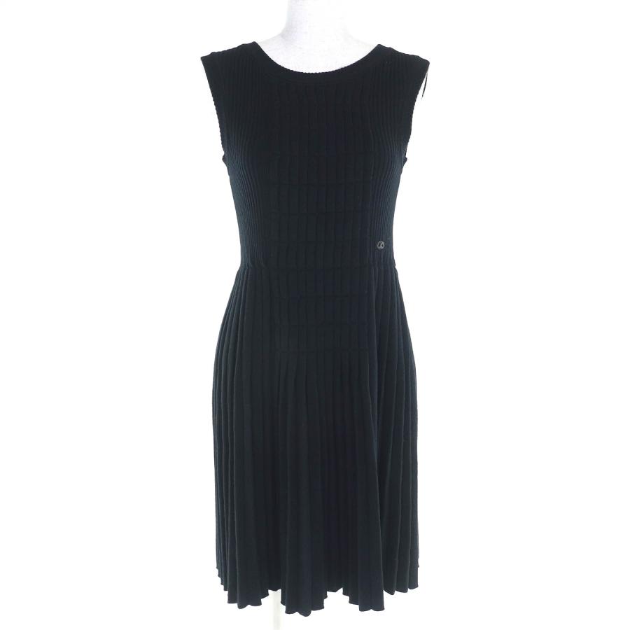 CHANEL（シャネル） 美品△CHANEL P31446 07A ウール100％ ココマーク  