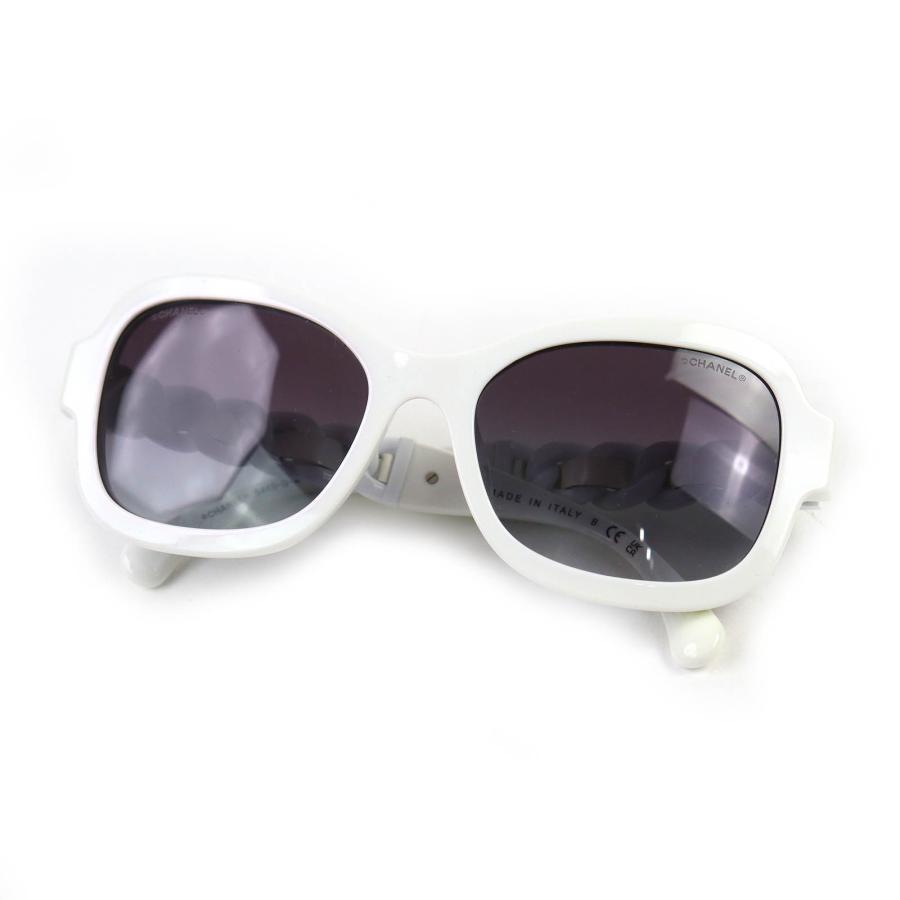 極美品△CHANEL シャネル 5465-Q-A ココマーク パテントレザー チェーン スクエア シェイプ バタフライ サングラス アイウェア オフホワイト ホワイト 55□18 140 ケース付き イタリア製 レディース CHANEL（シャネル） 極美品△CHANEL 5465-Q-A ココマーク パテント