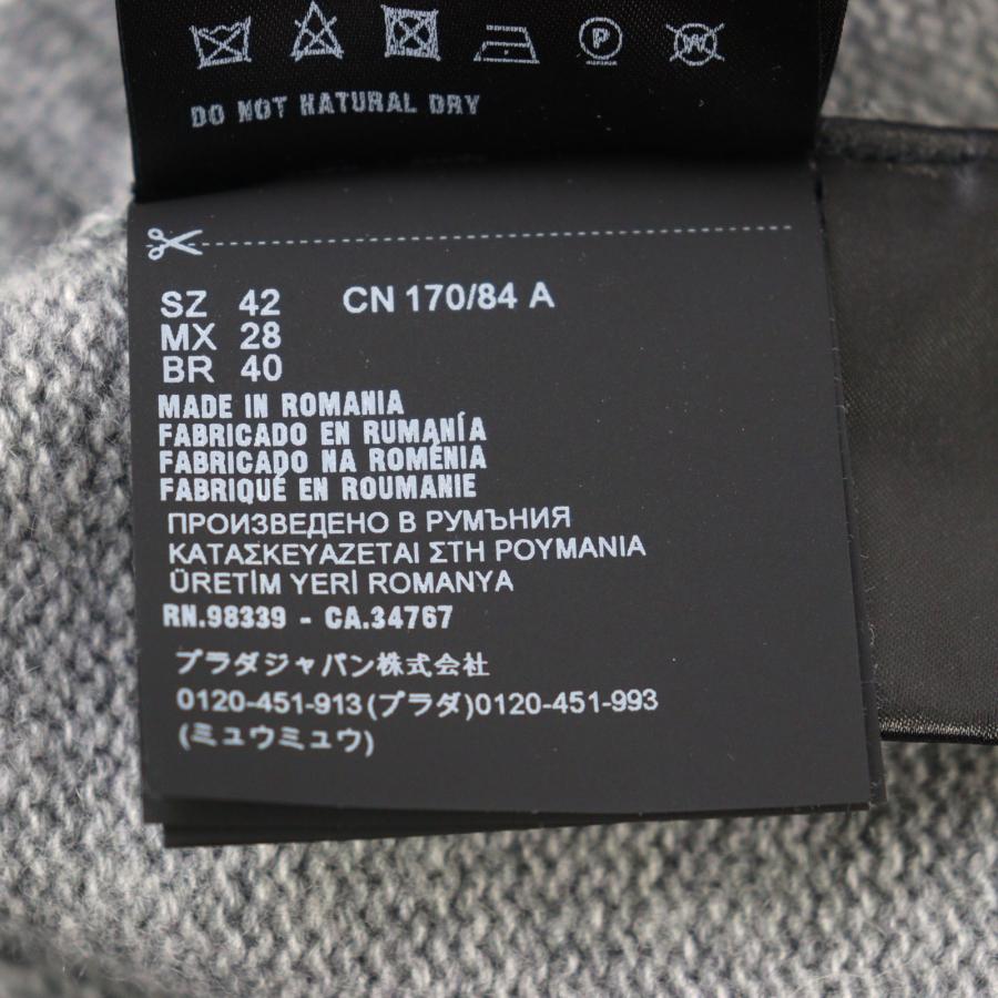 美品○PRADA プラダ 2021年製 P24M2A バージンウール カシミヤ ロゴ刺繍 クルーネック ニット セーター グレー 42 正規品 メンズおすすめの画像