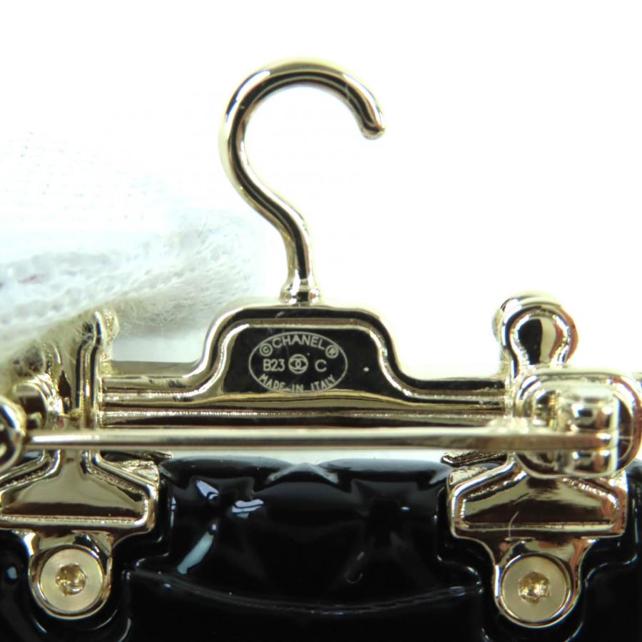 CHANEL（シャネル） 極美品☆CHANEL B23C AB9849 ココマーク F