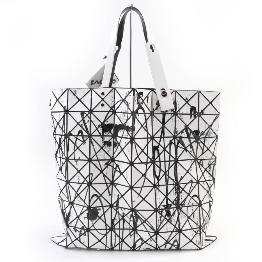 極美品☆BAOBAO ISSEY MIYAKE 　バオバオ イッセイミヤケ BB53-AG982 カーティス・クリグ トートバッグ ホワイト ブラック レディース 極美品☆BAOBAO ISSEY MIYAKE バオバオ イッセイミヤケ BB53-AG982