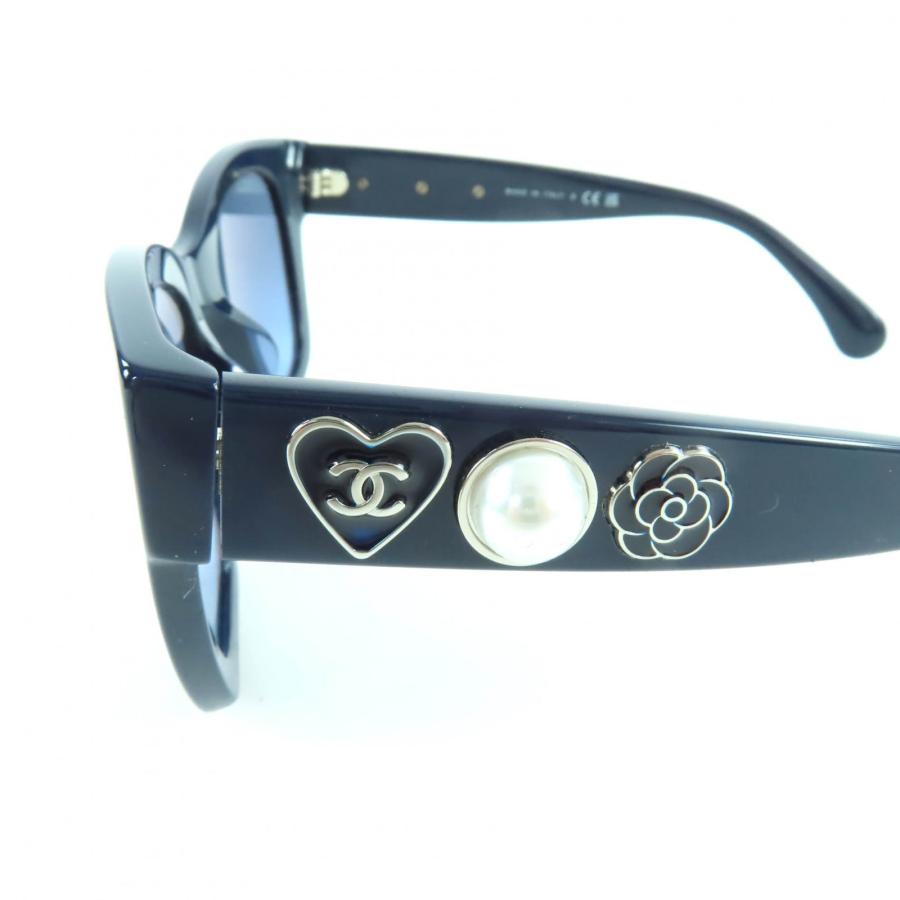 極美品★CHANEL シャネル 5478-A ココマーク フェイクパール カメリア ハート サングラス ネイビー 51□21 140 箱・保存袋・ケース付の画像