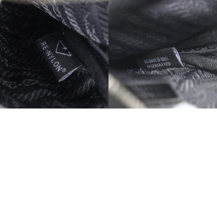 極美品▼PRADA プラダ 2ZH194 サフィアーノレザー ナイロン Re-Nylon トライアングルロゴ 三角プレート スマートフォンケース ボディバッグ ブラック シルバー金具 イタリア製 メンズ 定価242,000円 PRADA（プラダ） 極美品▽PRADA 2ZH194 サフィアーノレザー ReNylon