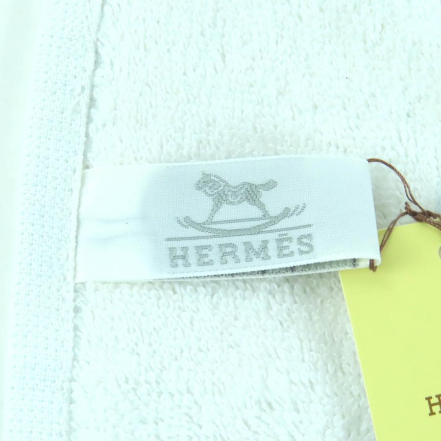 未使用品★HERMES エルメス CARRE ANIMAUX PIXEL コットン100％ ブルー アニマル柄 2個セット ベビータオル ハンドタオル 箱付き フランス製 レディース HERMES（エルメス） 未使用品☆HERMES CARRE ANIMAUX PIXEL コットン