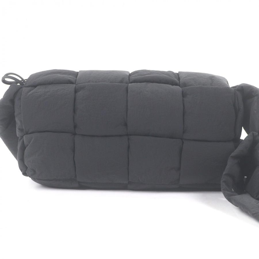 【極美品】BOTTEGA VENETA パデット テック ボディバッグ ブラック 極美品□BOTTEGAVENETA ボッテガヴェネタ 749878 パデット テック