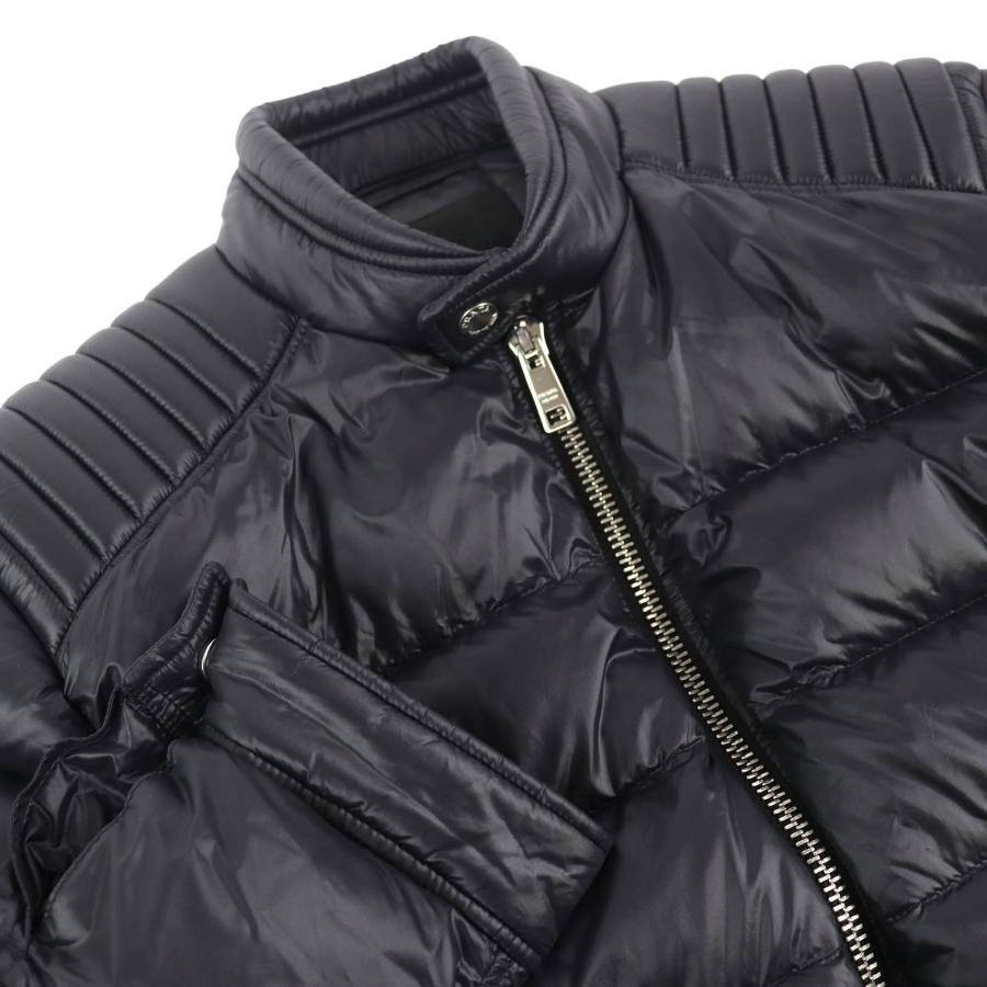 【美品】PRADA ダウン　ブラック　50サイズ　三角ロゴ　メタルロゴ PRADA（プラダ） ダウン ジャケット #50 約L〜XL相当 ブラック