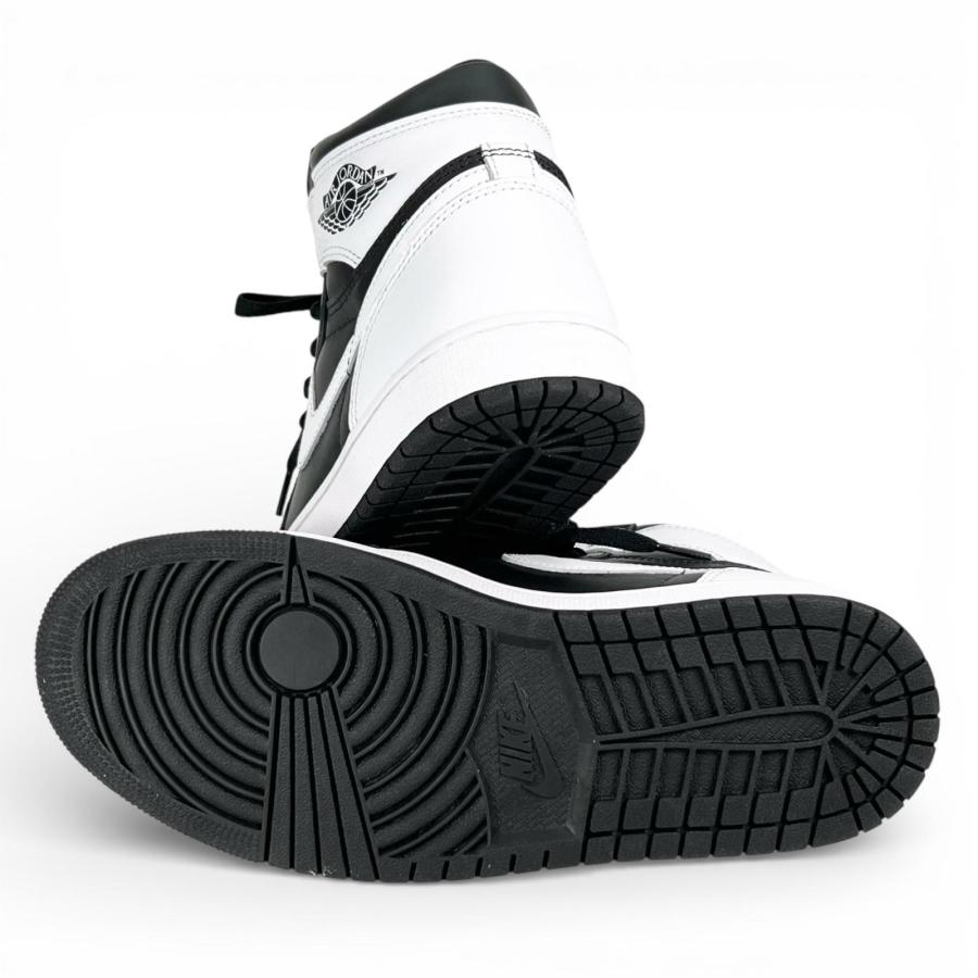 NIKE（ナイキ） 未使用品△NIKE DZ5485-010 AIR JORDAN 1 RETRO HIGH