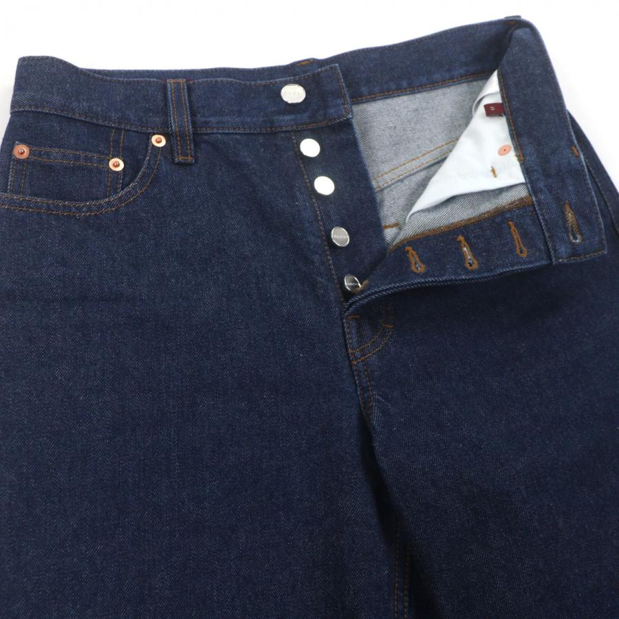 極美品▼GUCCI グッチ 792168 レザーロゴパッチ付き ボタンフライ ストレート デニムパンツ インディゴ 23 イタリア製 正規品 レディース_2
