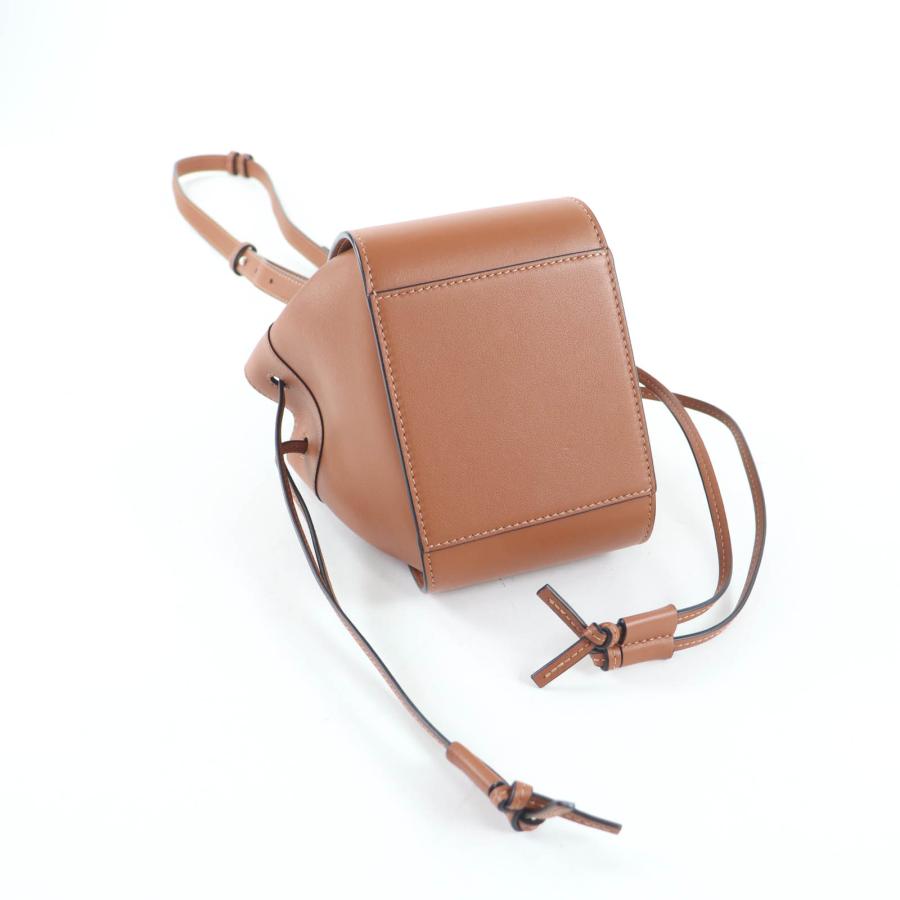 LOEWE（ロエベ） 極美品☆LOEWE 314.30.V07 ハンモック ドロー 