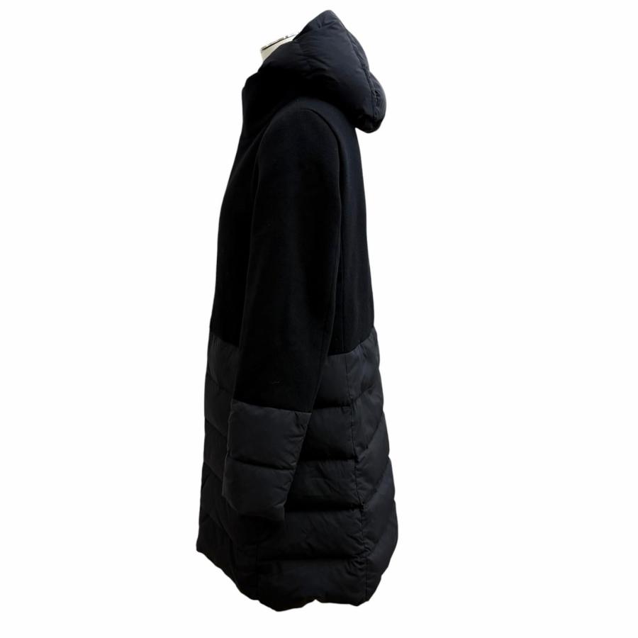 HERNO（ヘルノ） 美品☆Herno PI001564D ウール混 フード付 切替