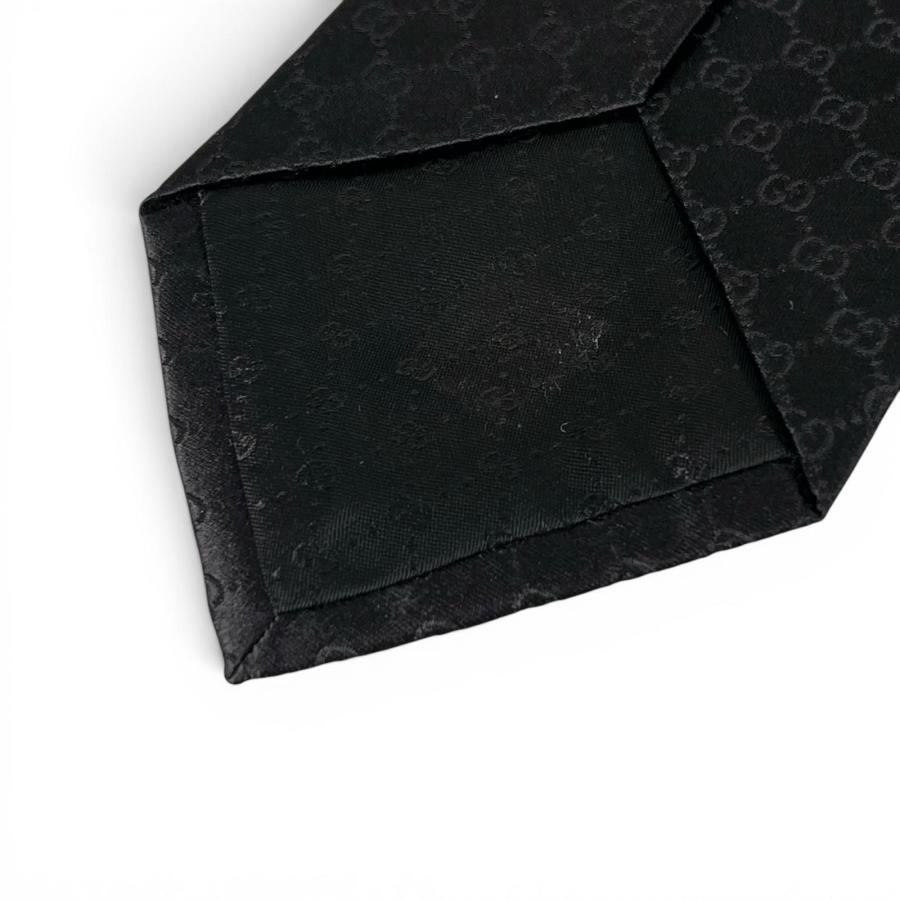 新品未使用　GUCCI ブラックネクタイ GGパターン GUCCI（グッチ） 未使用品△GUCCI シルク100％ GGパターン GGロゴ