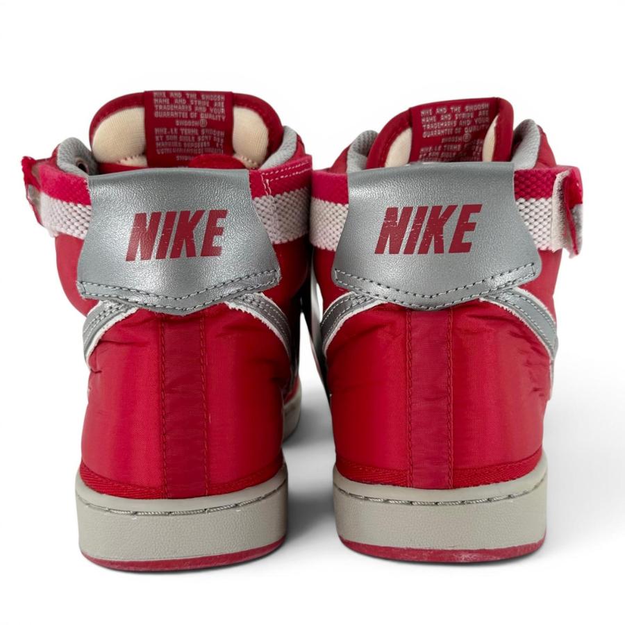 NIKE（ナイキ） 未使用品△NIKE 325317-601 VANDAL HIGH SUPREME