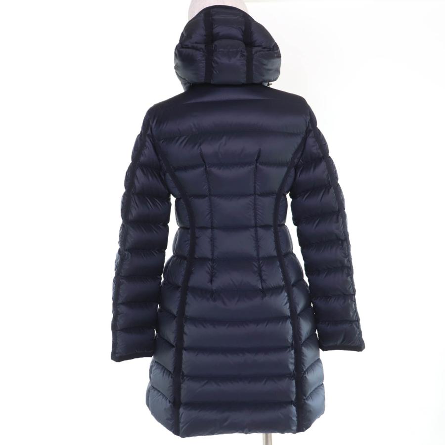 【即完売モデル】 極美品！モンクレール HERMINE ダウン ロゴワッペン MONCLER（モンクレール） 極美品☆MONCLER HERMINE エルミンヌ ロゴ