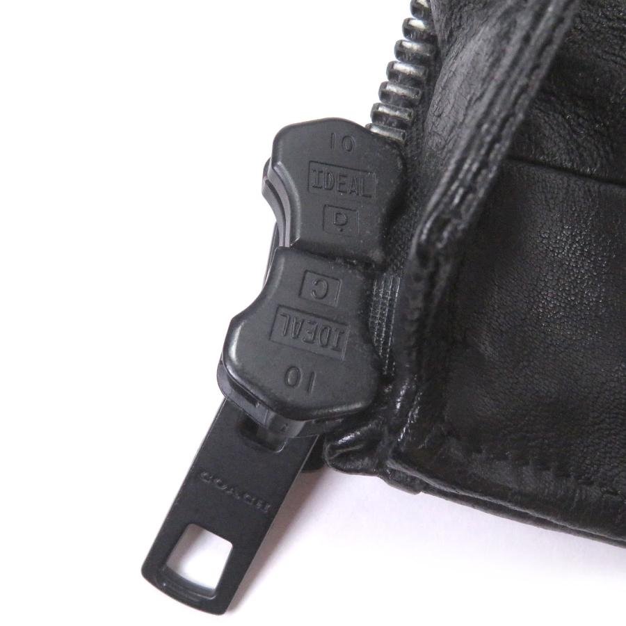 COACH（コーチ） 美品□COACH 羊革 ダブルジップ 中綿入り シングル