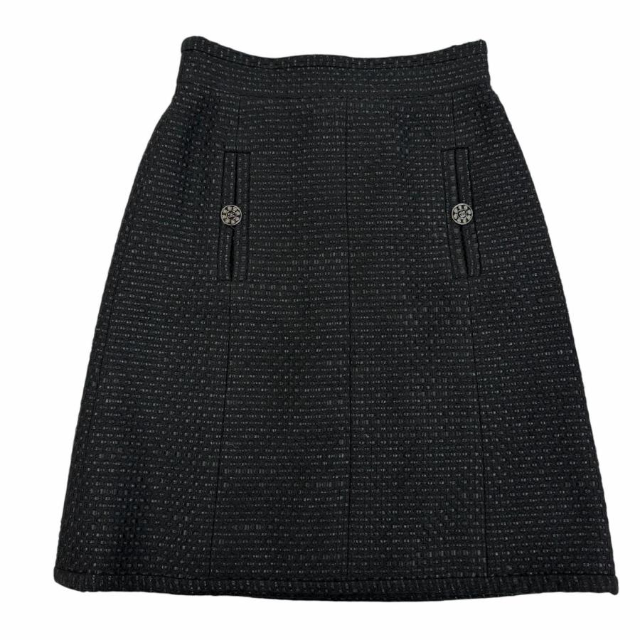 CHANEL ココマークプレート　ニットプリーツスカート　34 CHANEL ココマークプレート ニットプリーツスカート 34 【公式通販】
