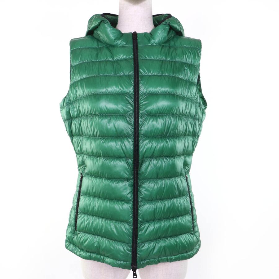 HERNO（ヘルノ） 極美品☆Herno PI0636D フード付き ZIP UP ライト 