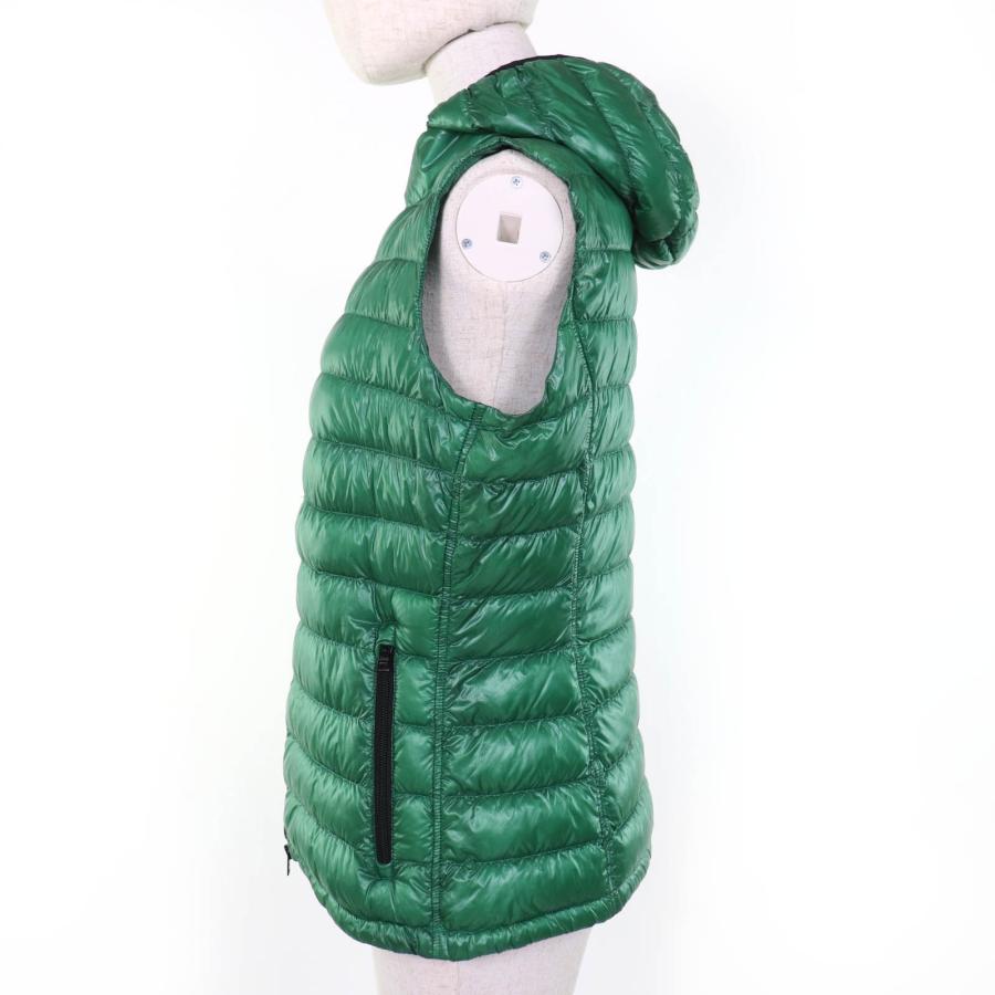 HERNO（ヘルノ） 極美品☆Herno PI0636D フード付き ZIP UP ライト