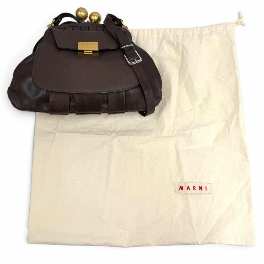MARNI（マルニ） 美品☆MARNI ロゴ金具付き がま口 レザー ショルダー 