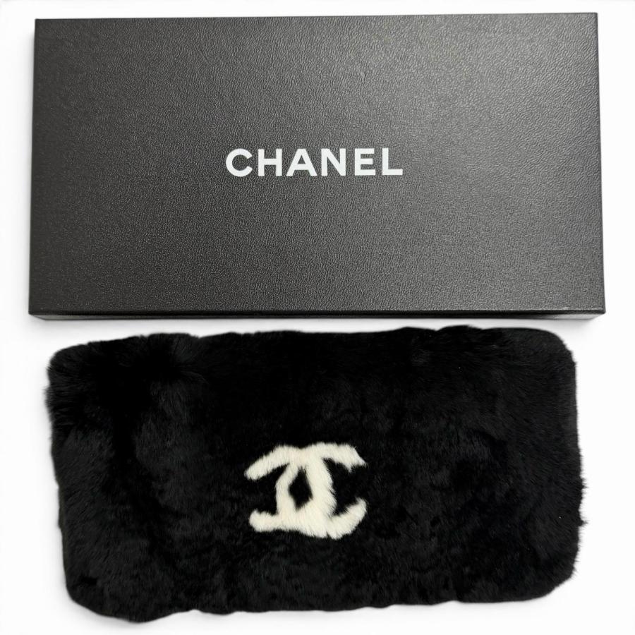 CHANEL（シャネル） 極美品△CHANEL ココマーク ラパン ファー リスト
