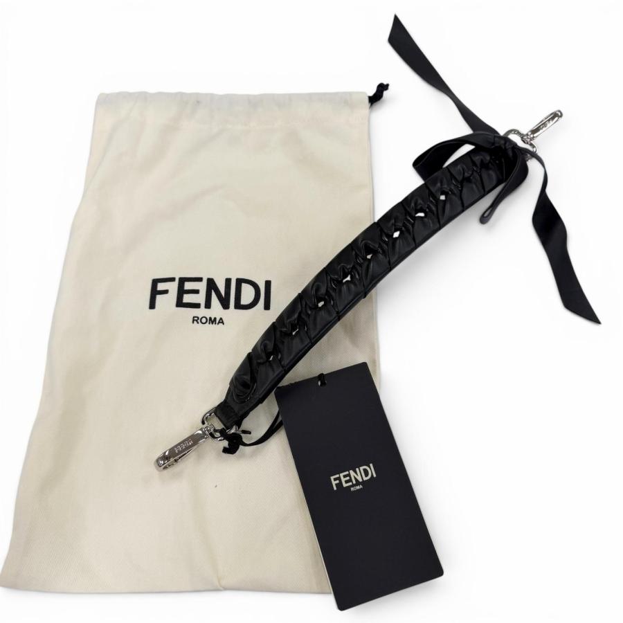FENDI（フェンディ） 極美品☆FENDI ミニストラップユー レザー リボン