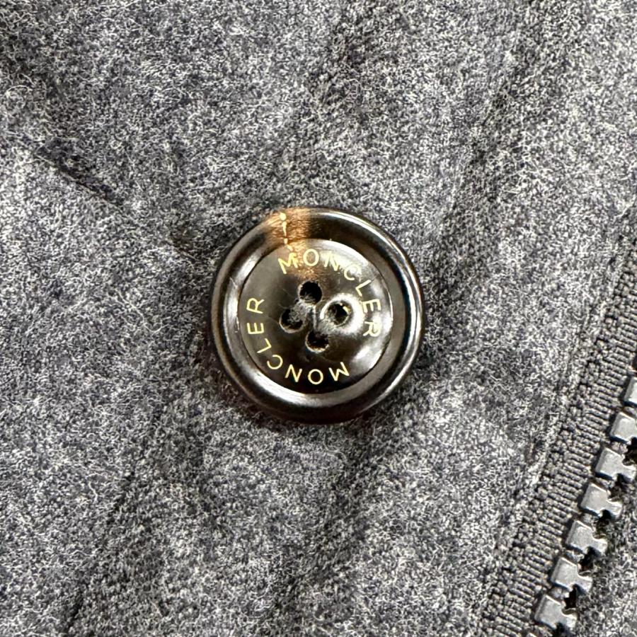 極美品△MONCLER モンクレール RODIN ウール100％ ロゴボタン ジップアップ テーラード型 ダウンジャケット チャコールグレー 0 正規品 MONCLER（モンクレール） 極美品△MONCLER RODIN ウール100％ ロゴ
