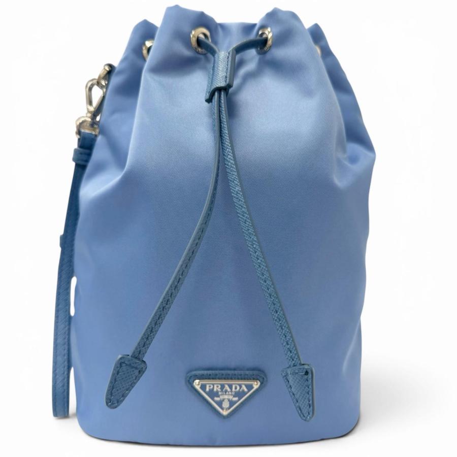 PRADA（プラダ） 極美品□PRADA 1NS369 トライアングルロゴ Re-Nylon
