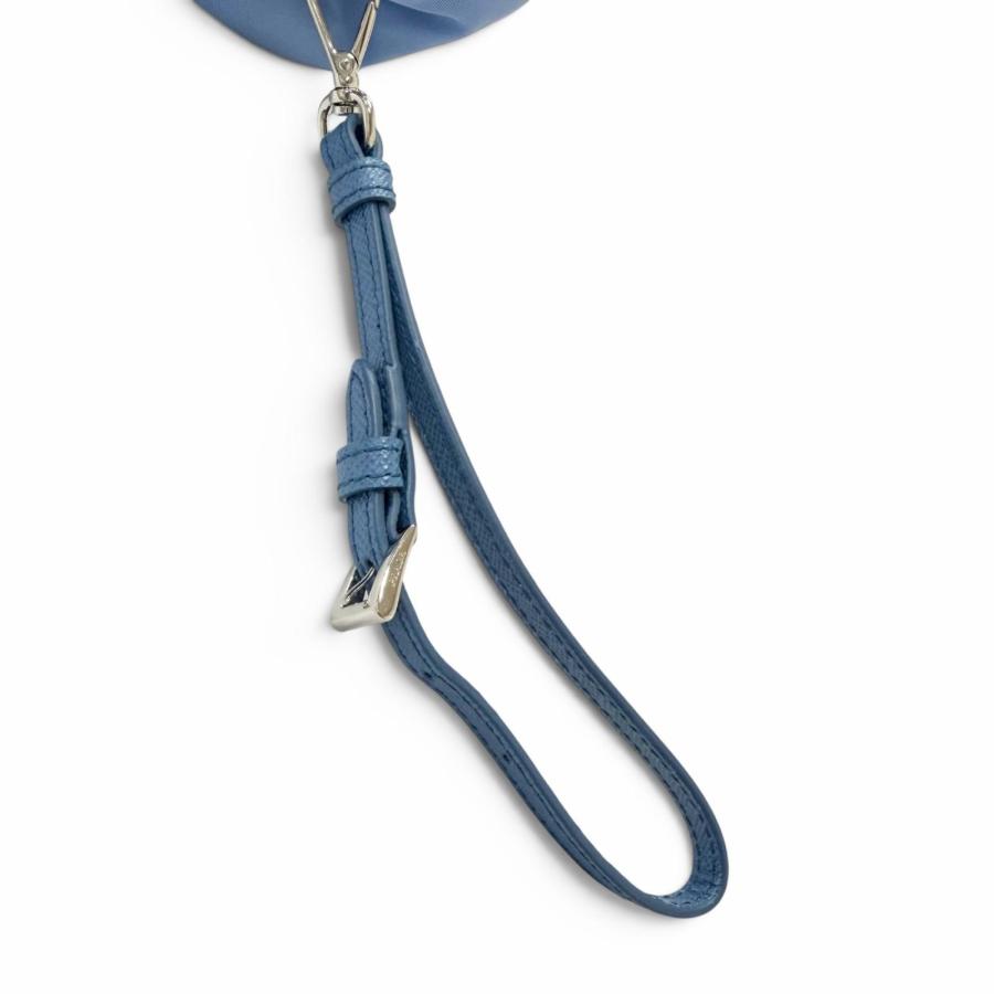 PRADA（プラダ） 極美品□PRADA 1NS369 トライアングルロゴ Re-Nylon