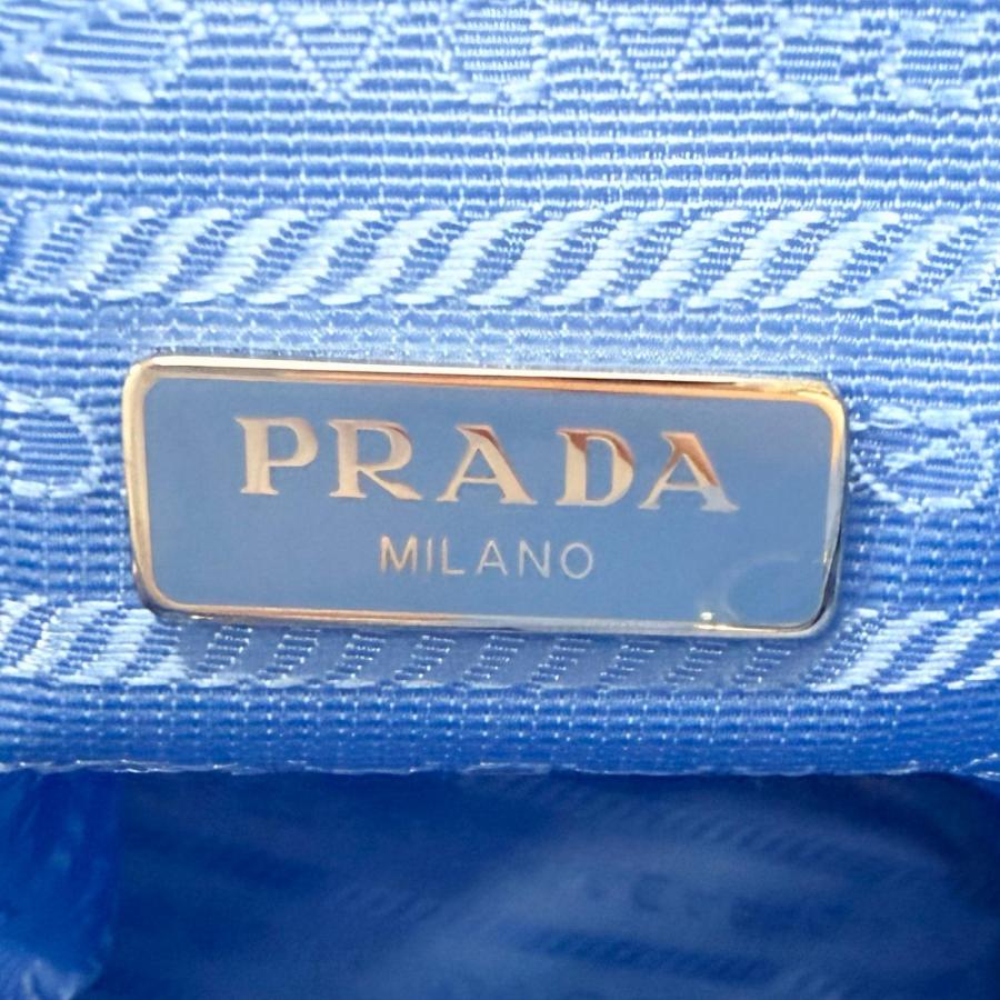 PRADA（プラダ） 極美品□PRADA 1NS369 トライアングルロゴ Re-Nylon