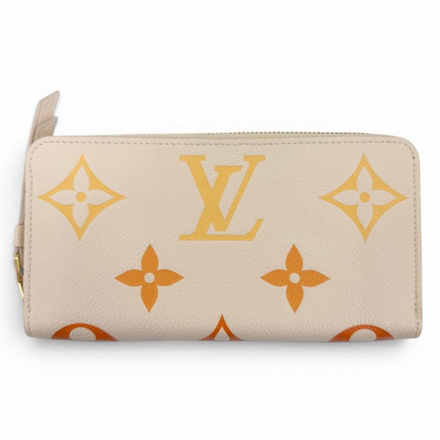 LOUIS VUITTON（ルイ・ヴィトン） 未使用品☆LOUIS VUITTON M82206 LV 