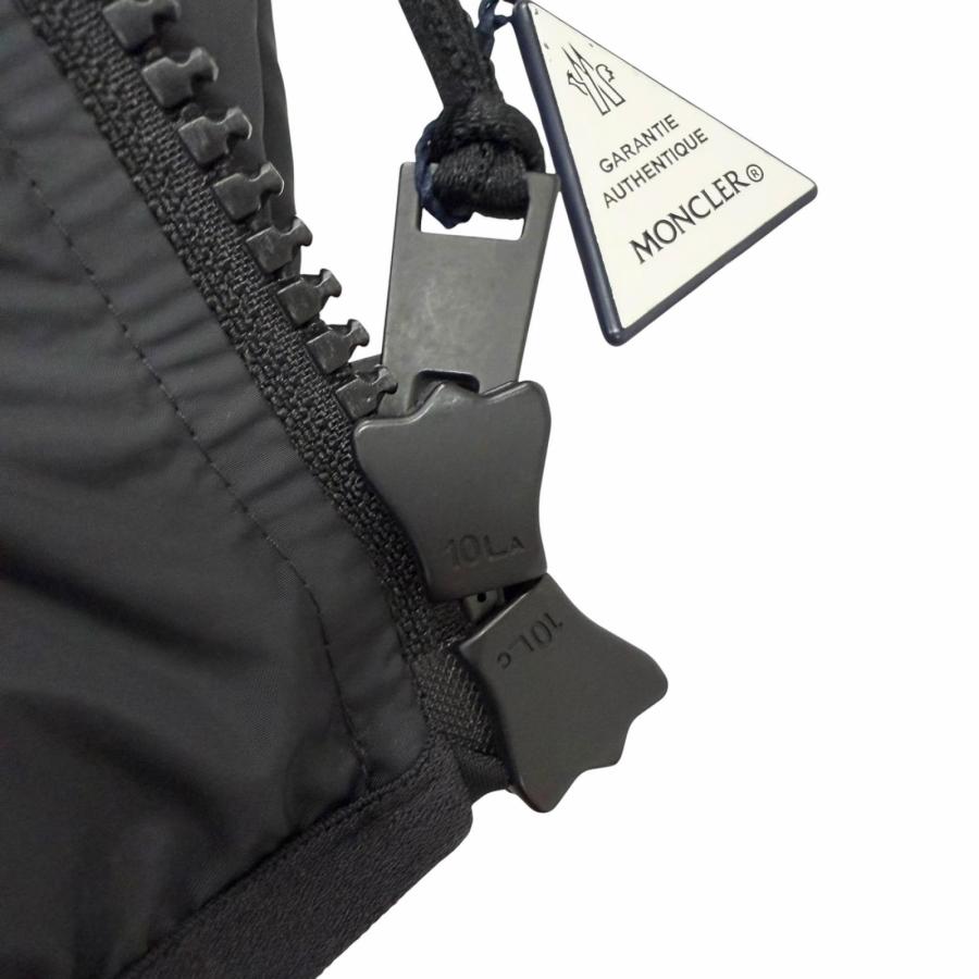 MONCLER（モンクレール） 極美品□MONCLER 2025年製 Matt Black
