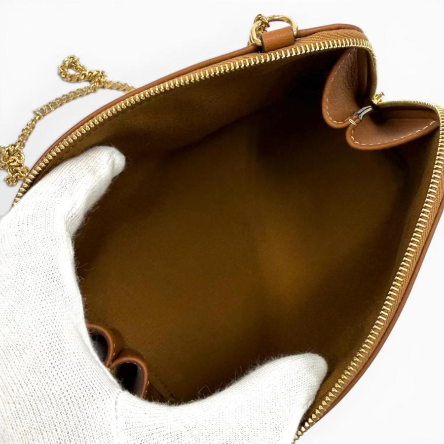 CELINE（セリーヌ） 極美品☆CELINE トリオンフキャンバス ロゴ入り