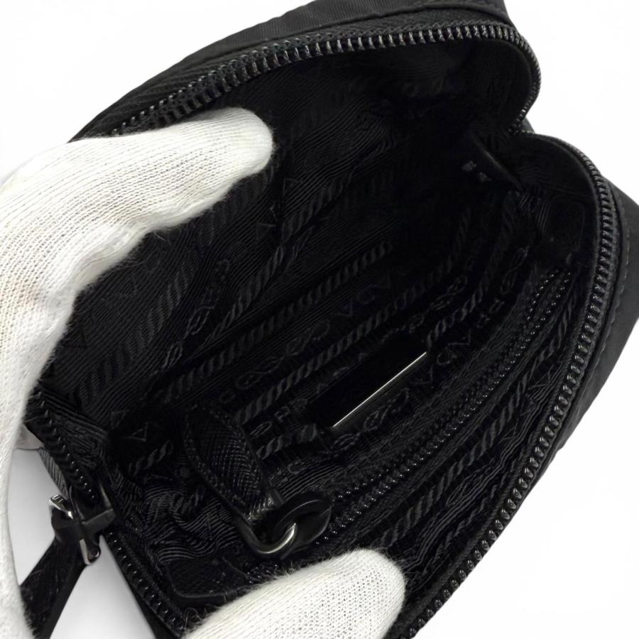 PRADA（プラダ） 極美品☆PRADA 1ND339 マイクロ Re-Nylon ポーチ