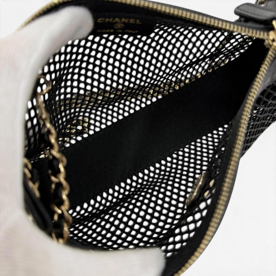 CHANEL（シャネル） 未使用品☆CHANEL 25SS AP4572 ココマーク ポーチ