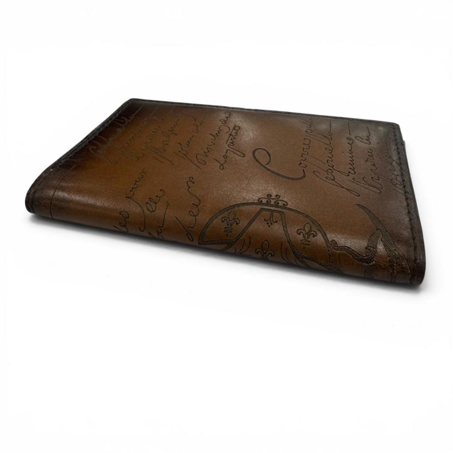 極美品☆BERLUTI ベルルッティ ジャグア フラップ カードホルダー ヴェネチア カーフレザー 現行品 カリグラフィ ブラウン 定価100650円 定価100,650円 極美品☆BERLUTI ベルルッティ ジャグア フラップ カードホルダー