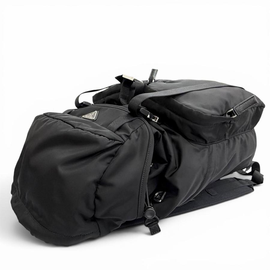 PRADA（プラダ） 極美品△PRADA 2VZ019 トライアングルロゴ Re-Nylon