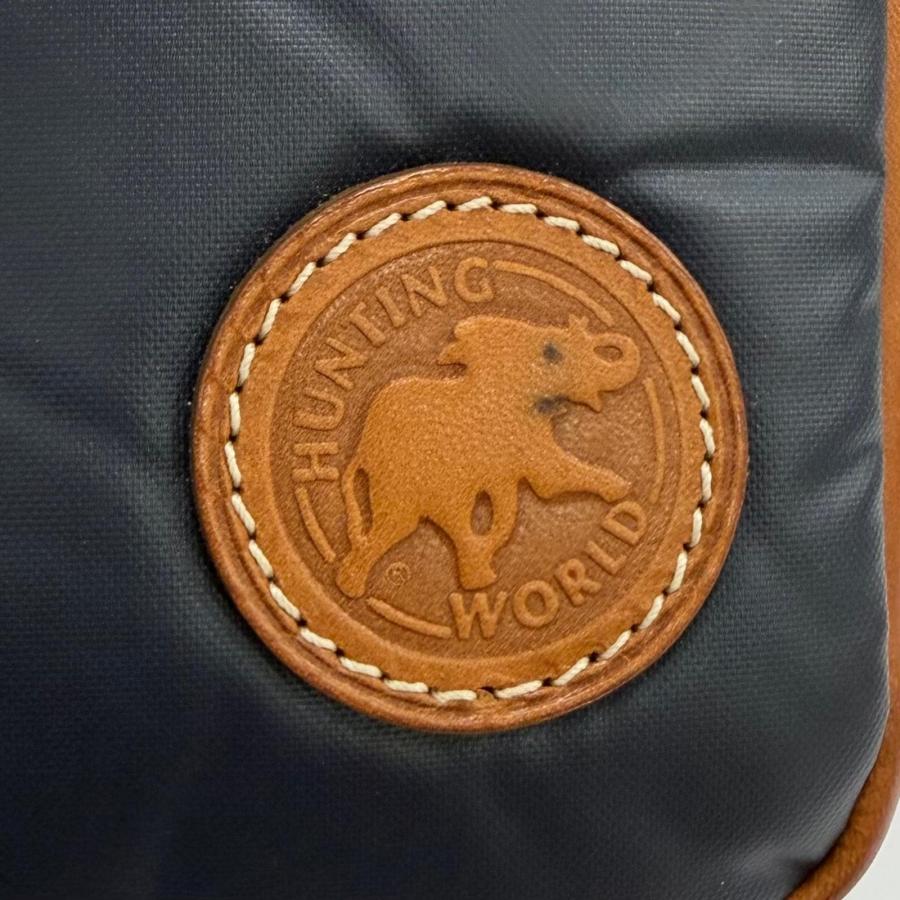 美品☆HUNTING WORLD ハンティングワールド レザー使い バチュークロス
