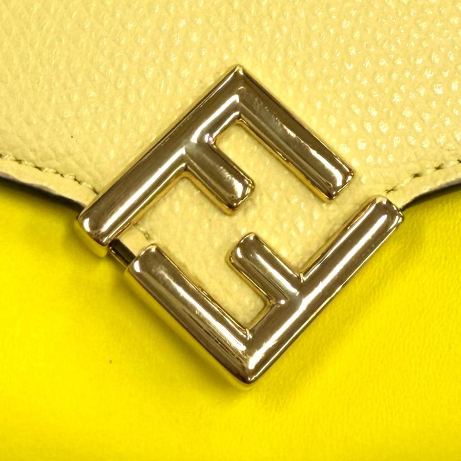 FENDI（フェンディ） 美品☆FENDI 8M0251 FFダイアモンド