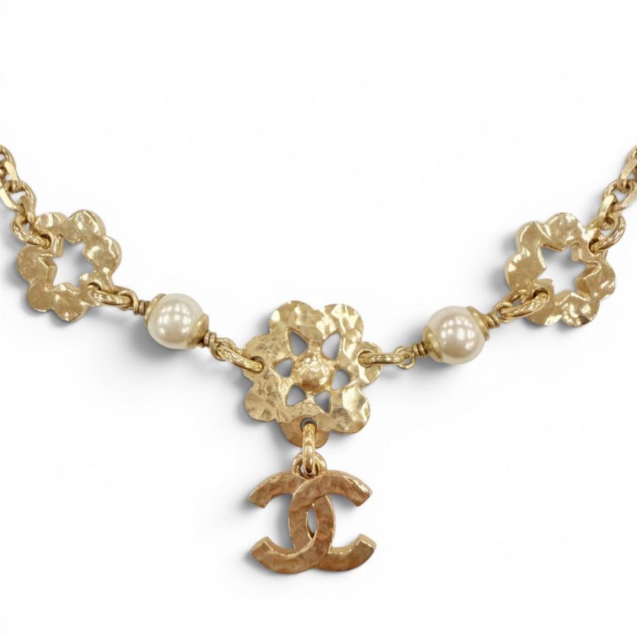 CHANEL（シャネル） 美品◇CHANEL I25C ABE965 ラインストーン パール
