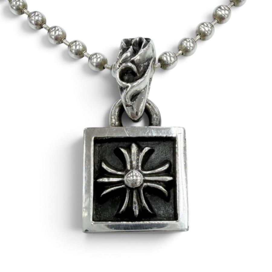 美品○CHROME HEARTS クロムハーツ フレームドCH プラスチャーム