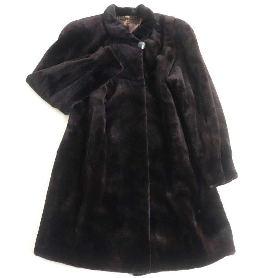 SAGA MINKの本毛皮ロングコート