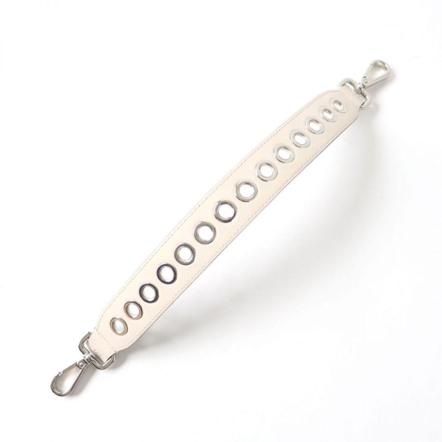 FENDI ミニストラップユー レザー パール 美品 【公式通販】