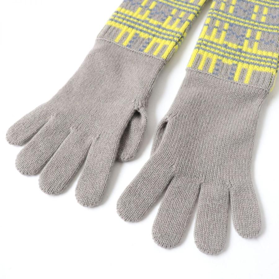 HERMES 未使用品☆HERMES エルメス H柄 カシミヤ100% ニット HERMES 未使用品☆HERMES エルメス H柄 カシミヤ100% ニット